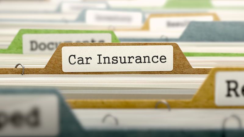 The Difference Between Auto Insurance and a Car Warranty