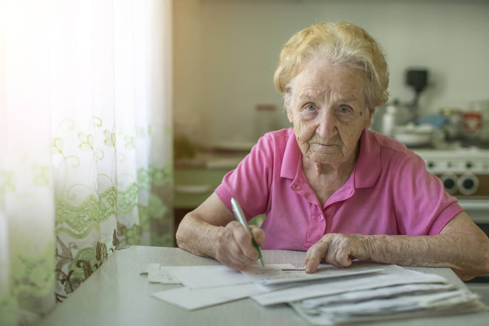 Old woman outliving her life insurance